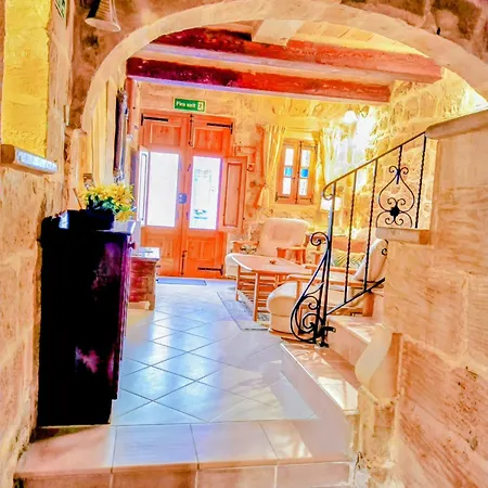 Mdina Gate Retreat - A Charming House Of Character 펜션 *