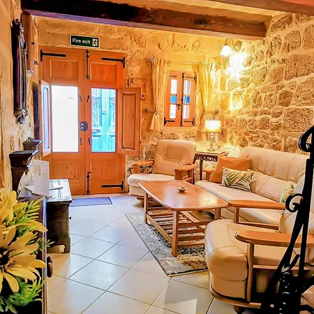 Mdina Gate Retreat - A Charming House Of Character * Rabat