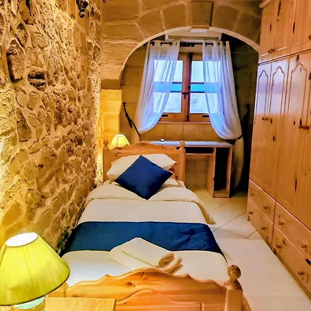 Mdina Gate Retreat - A Charming House Of Character Ferienhaus