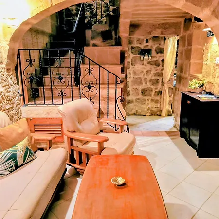 Mdina Gate Retreat - A Charming House Of Character Semesterbostad *