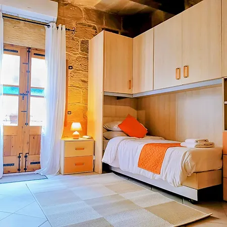 Mdina Gate Retreat - A Charming House Of Character *