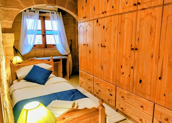 Mdina Gate Retreat - A Charming House Of Character Rabat