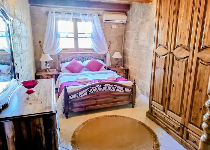 Mdina Gate Retreat - A Charming House Of Character Rabat